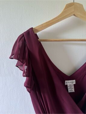 New never worn wine bridesmaid dress – Levkoff